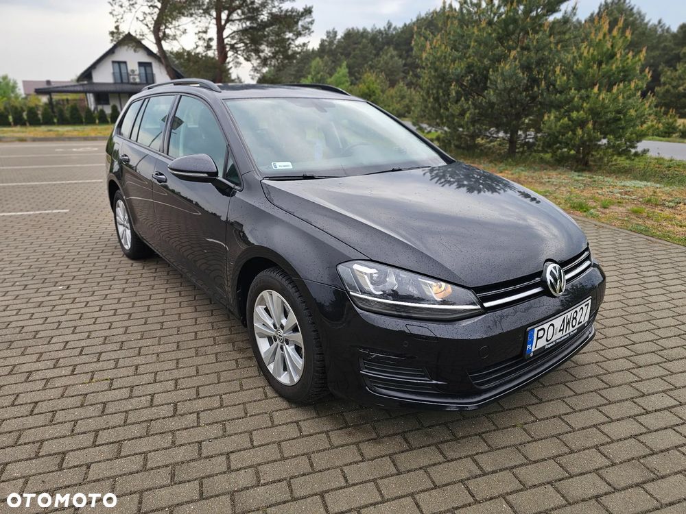Volkswagen Golf - 6