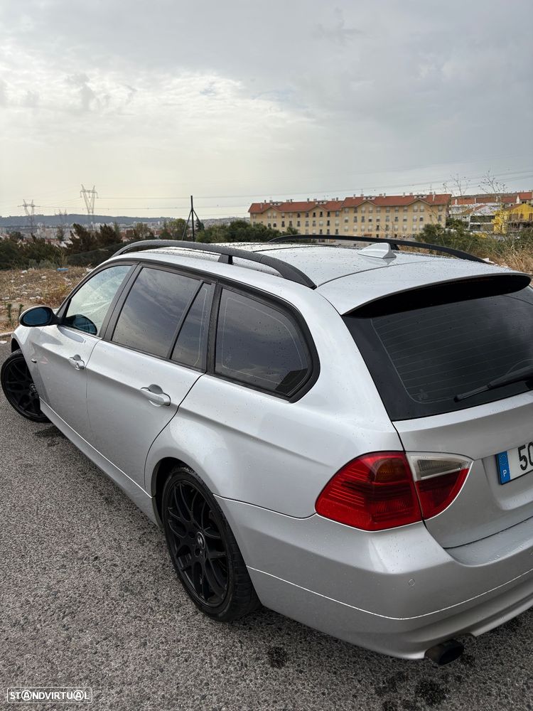 BMW 320 d Touring - 2