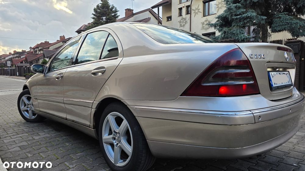 Mercedes-Benz Klasa C - 2