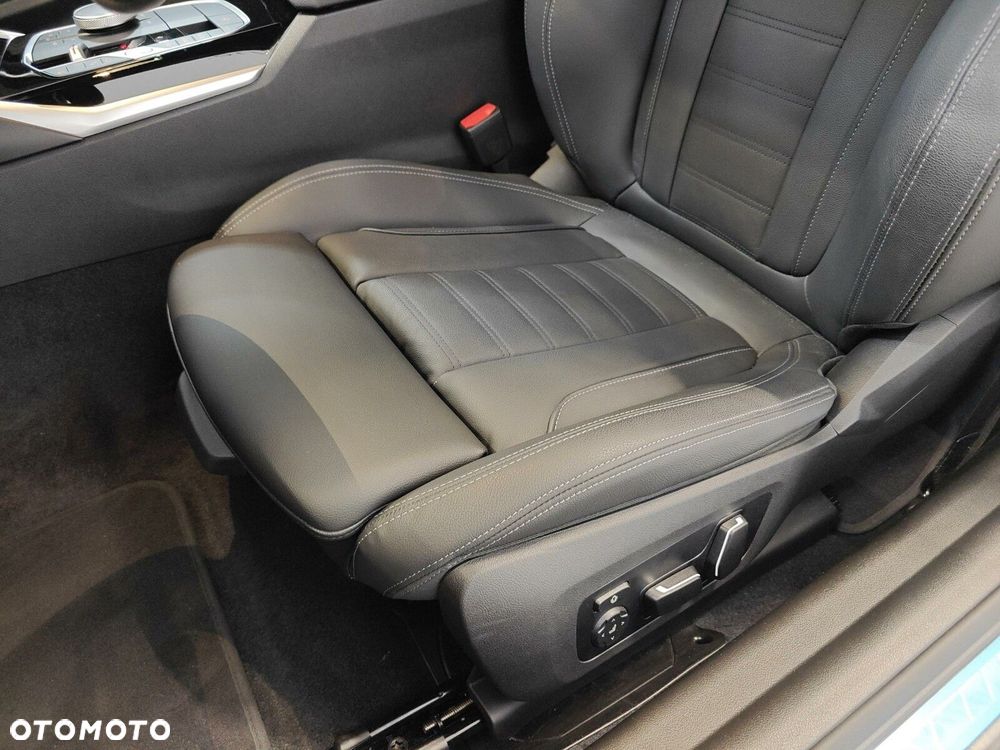 BMW Seria 2 220i M Sport - 13