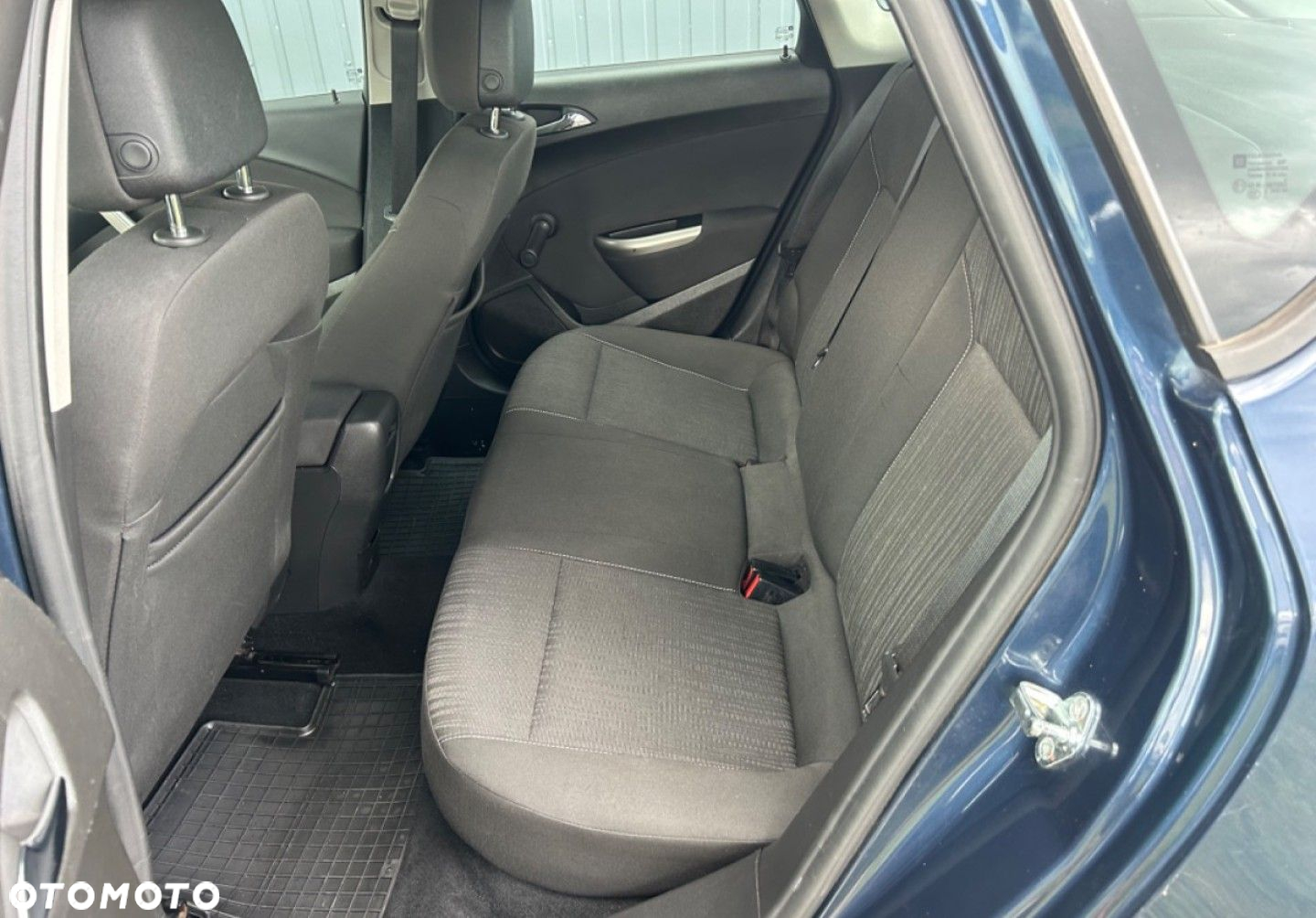 Opel Astra - 11