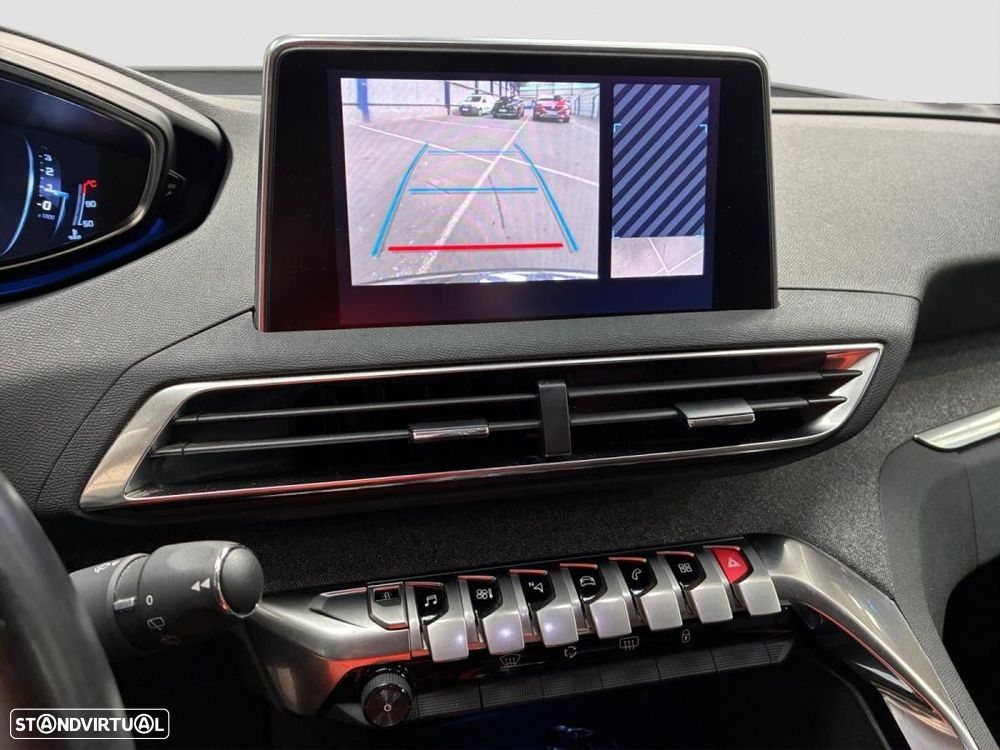 Peugeot 5008 1.2 PureTech Allure EAT8 - 10