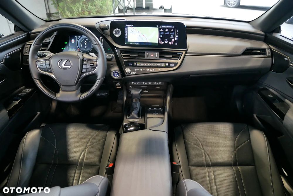 Lexus ES 300h Prestige - 18