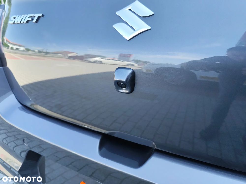 Suzuki Swift 1.2 Dualjet SHVS Premium - 24