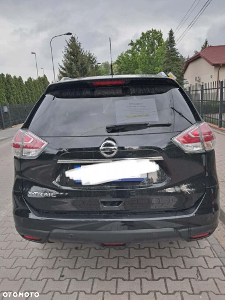 Nissan X-Trail 2.0 dCi Tekna Xtronic 4WD - 2