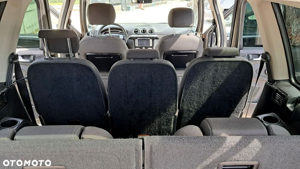 Ford Galaxy - 17