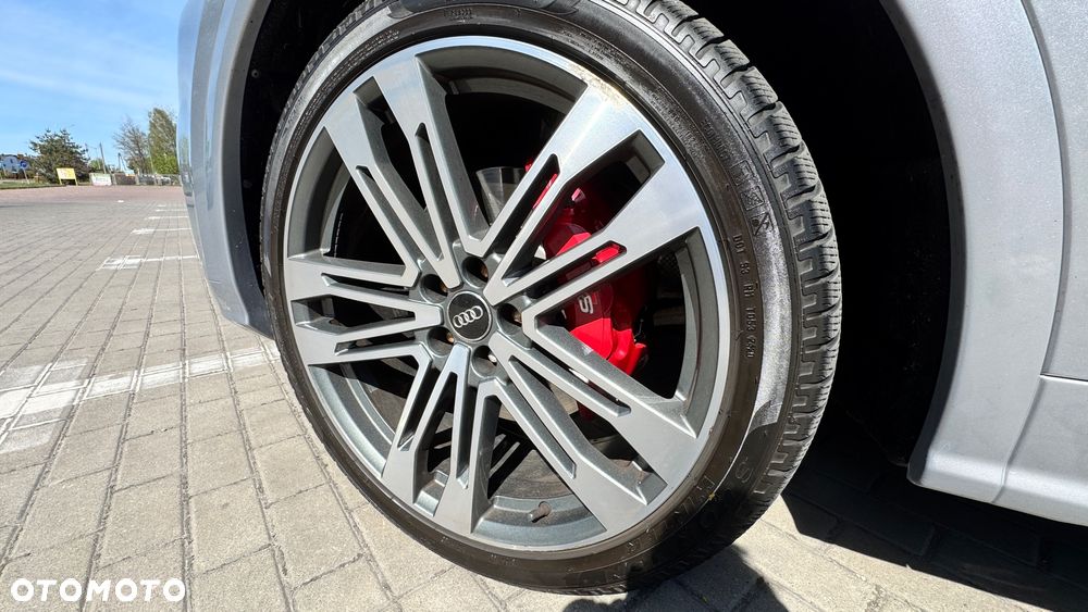Audi SQ5 - 24