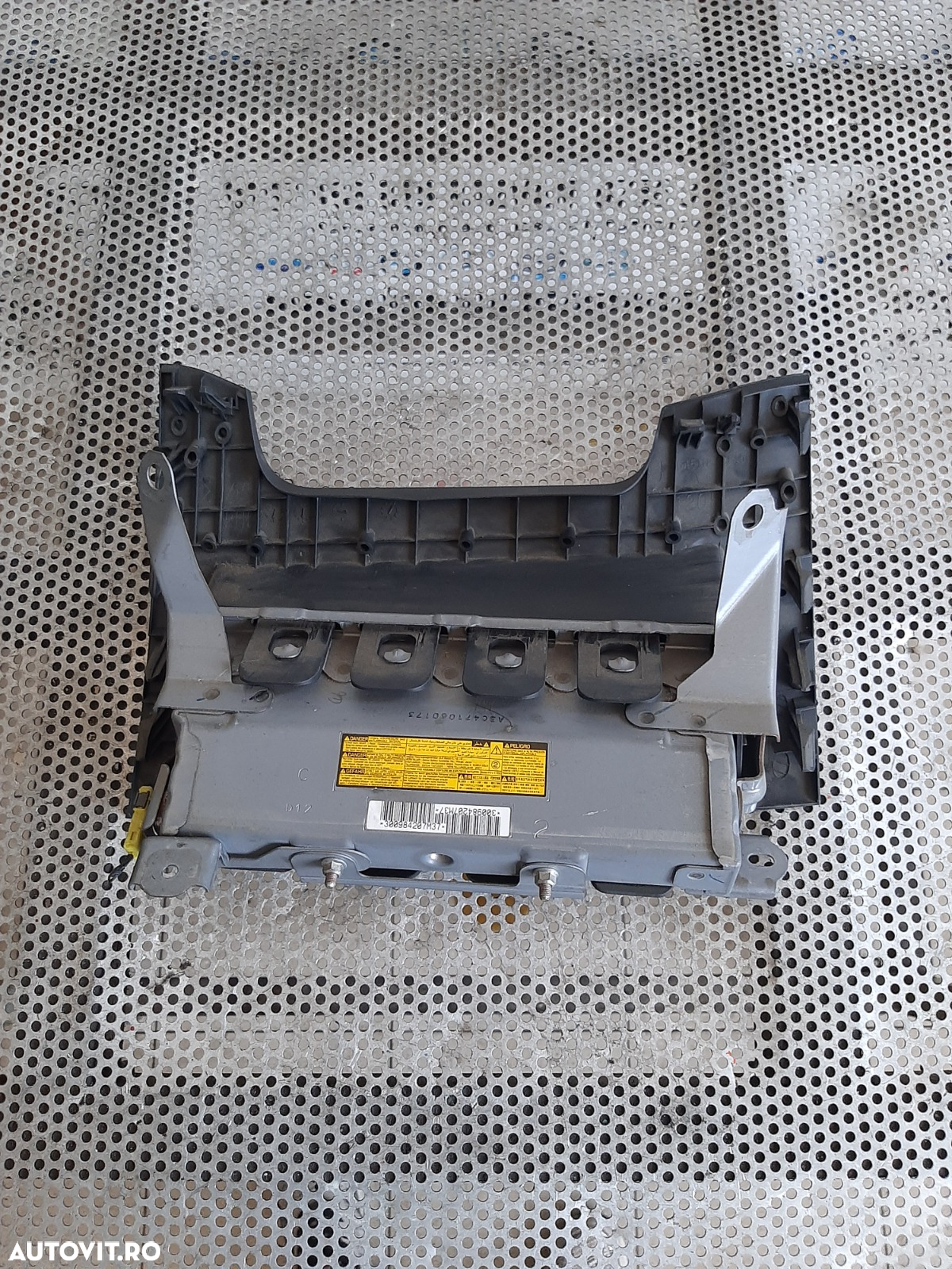 Airbag Genunchi Toyota RAV 4 An 2006-2012 Dezmembrez Toyota RAV 4 2.2 Diesel An 2006-2012 - 3