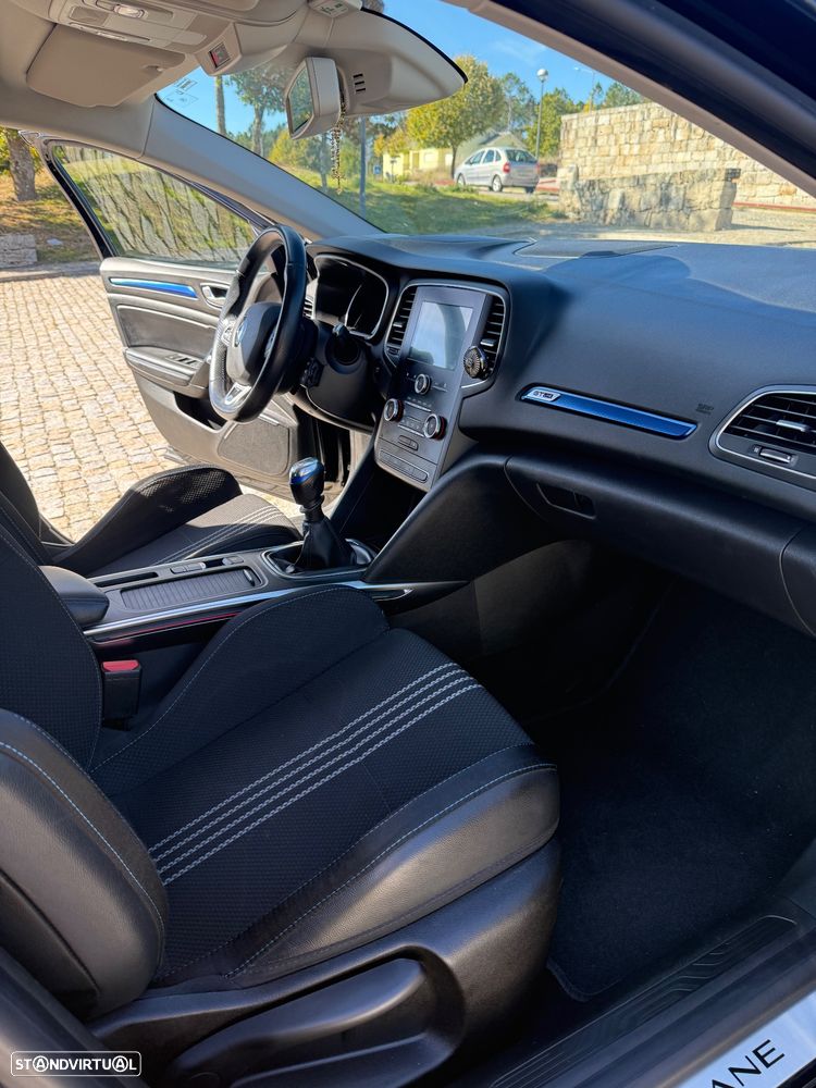 Renault Mégane 1.5 dCi GT Line - 18