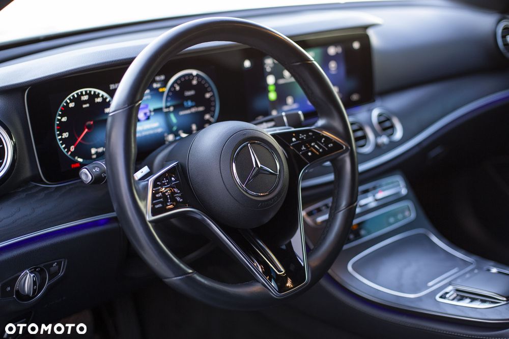 Mercedes-Benz Klasa E - 7