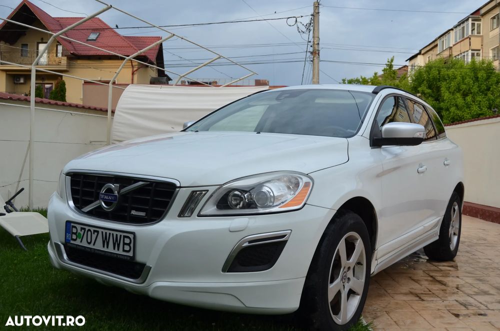 Volvo XC 60 2.4D AWD Aut. RDesign - 6