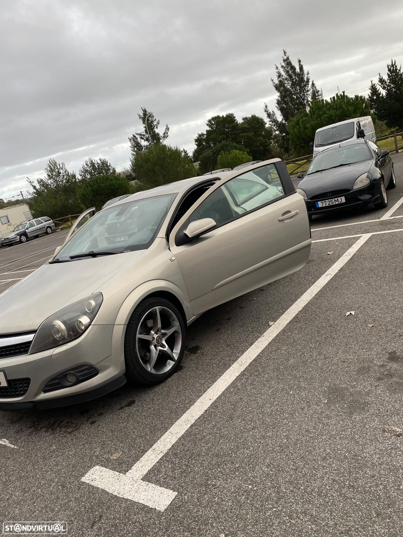 Opel Astra GTC 1.9 CDTi - 3