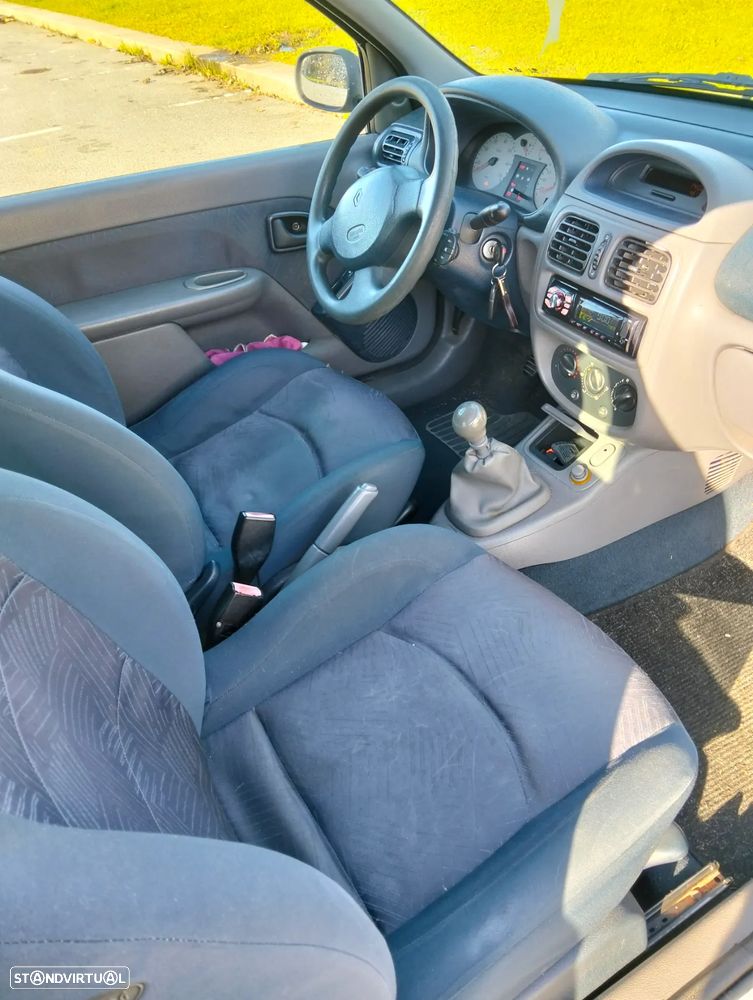 Renault Clio 1.2 16V Expression - 3