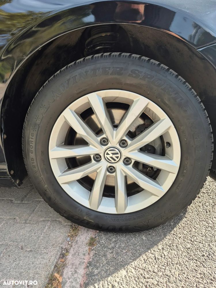 Volkswagen Passat - 14