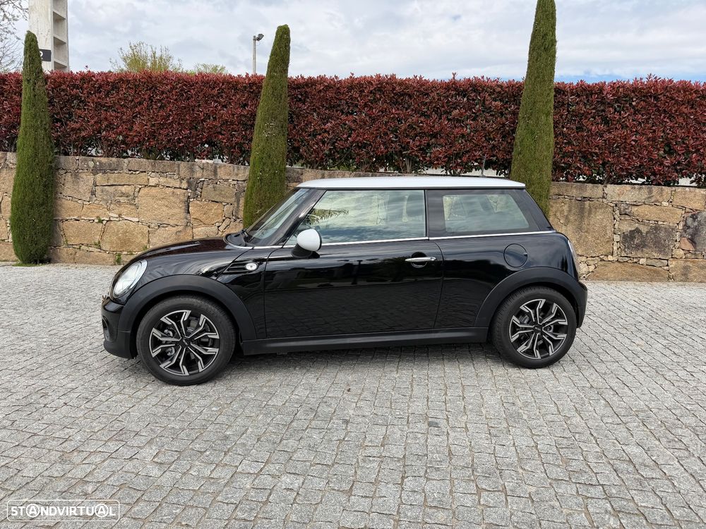 MINI 3 Portas Cooper D - 6