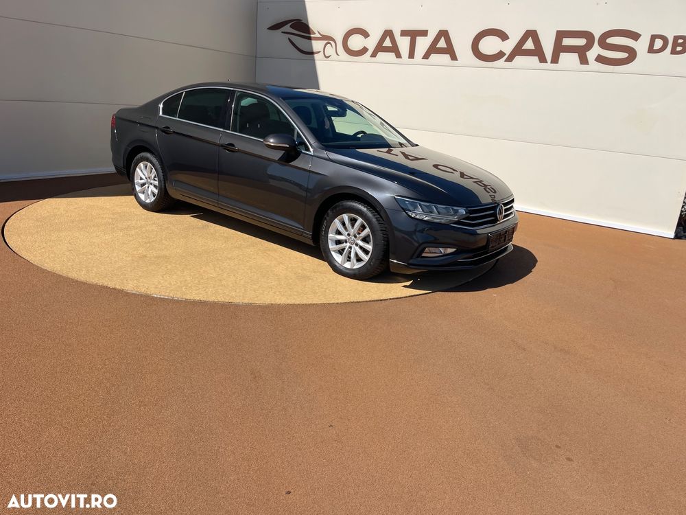Volkswagen Passat - 21