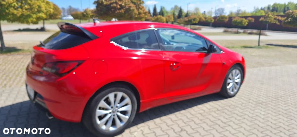 Opel Astra 1.6 T Sport - 2