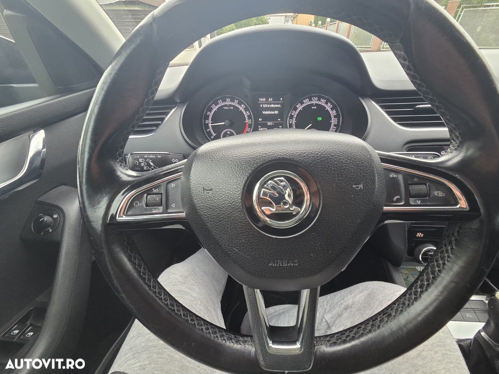 Skoda Octavia - 2