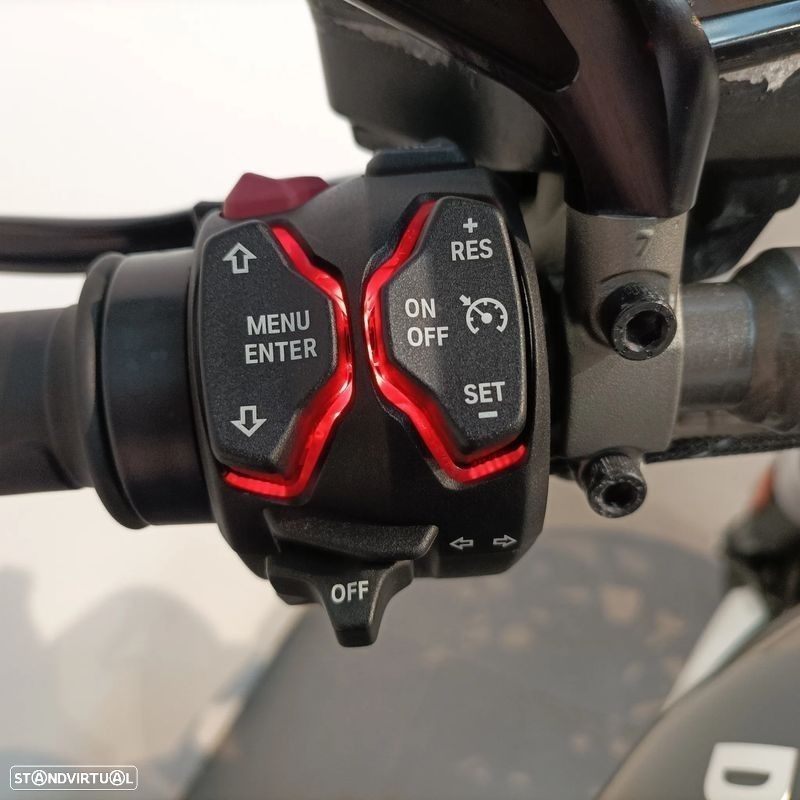 Ducati Diavel X - 13