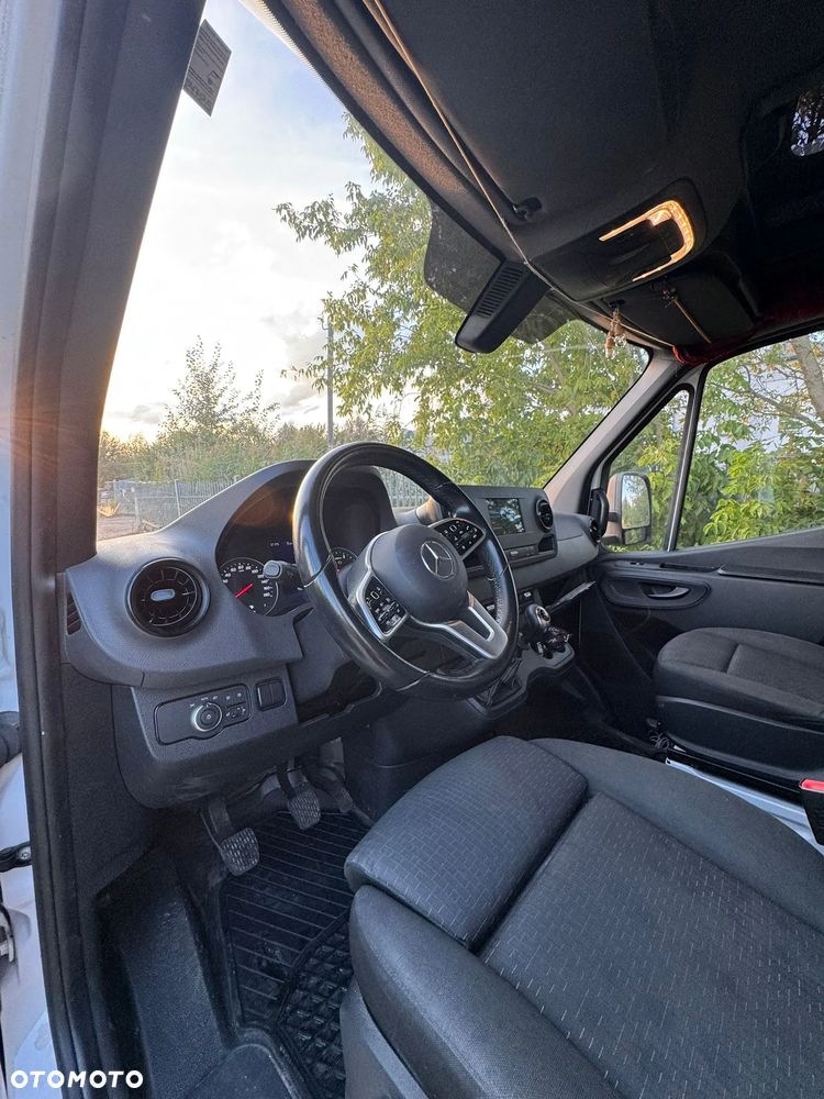 Mercedes-Benz Sprinter - 7