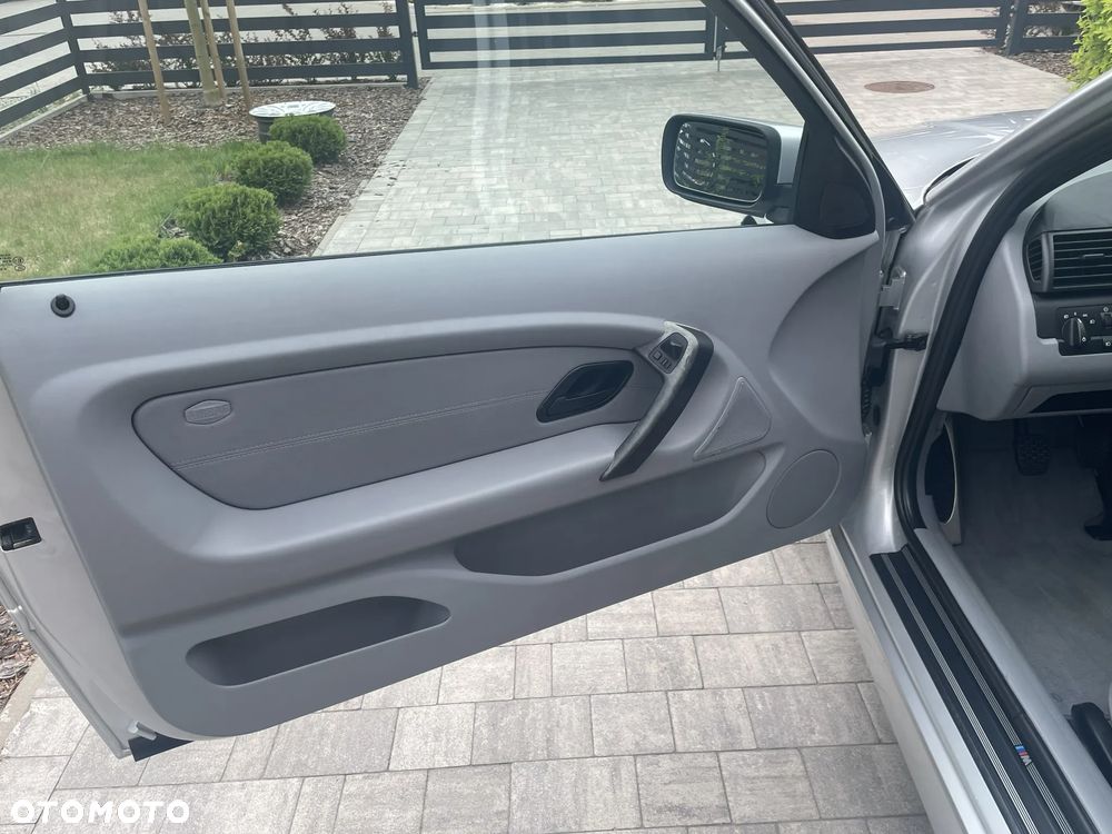 BMW Seria 3 - 15