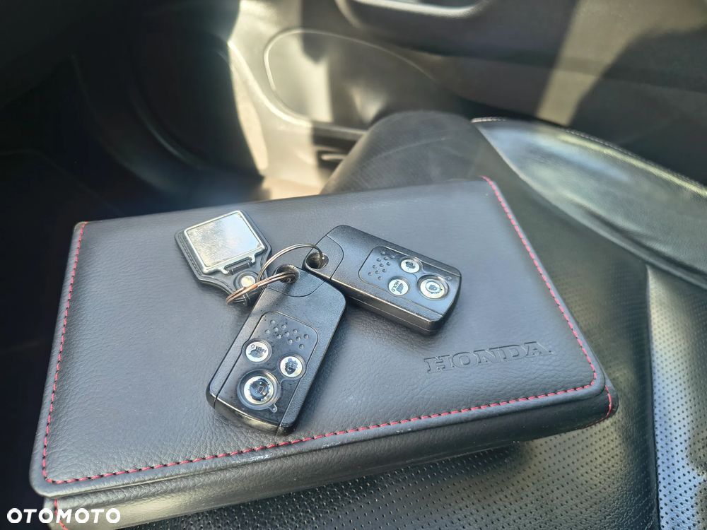 Honda CR-V 2.0i-VTEC 4WD Executive - 32