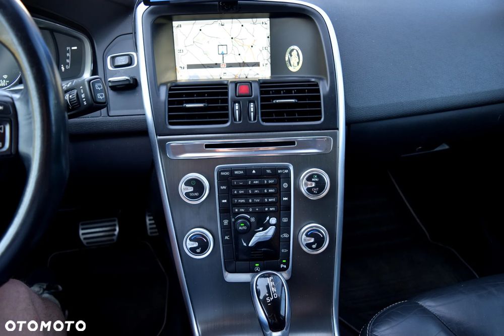 Volvo XC 60 D4 Drive-E Summum - 25