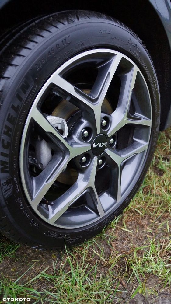 Kia Ceed 1.5 T-GDI Business Line DCT - 8