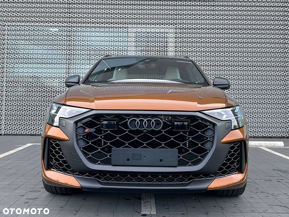 Audi RS Q8 - 10