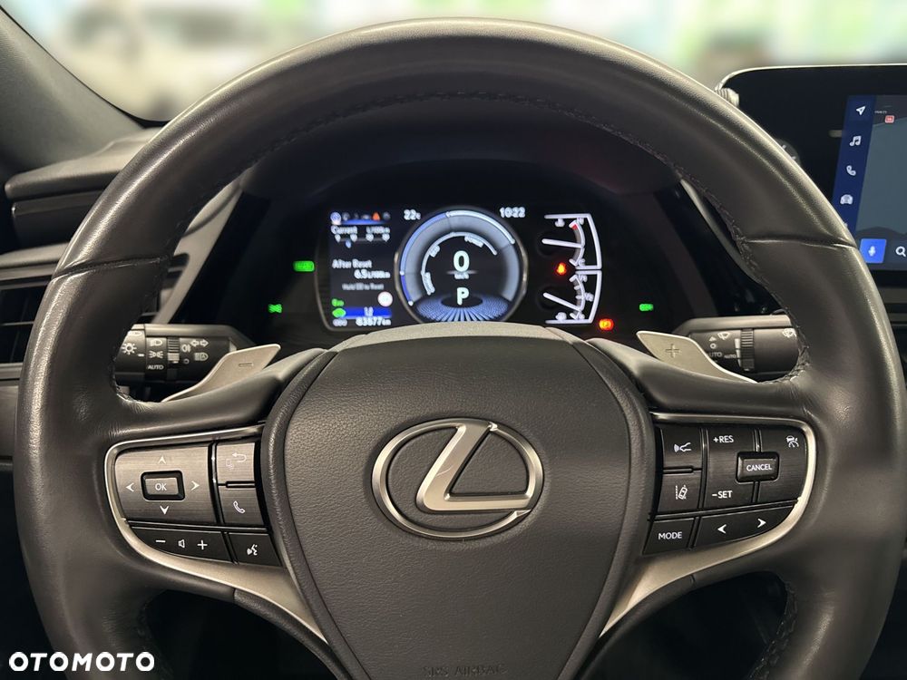 Lexus ES 300h Business Edition - 23