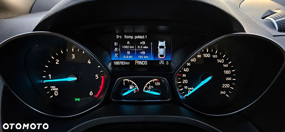 Ford Kuga 2.0 TDCi 4x4 ST-Line - 12