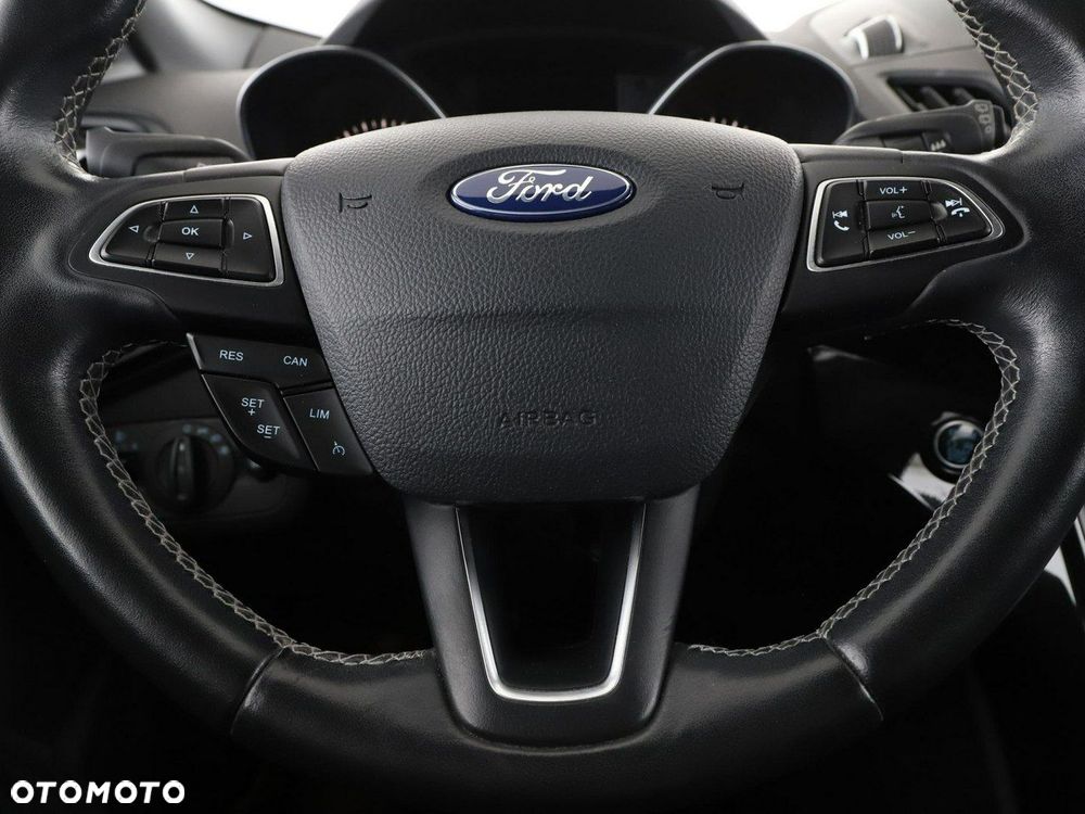 Ford Kuga 1.5 EcoBoost 2x4 ST-Line - 22