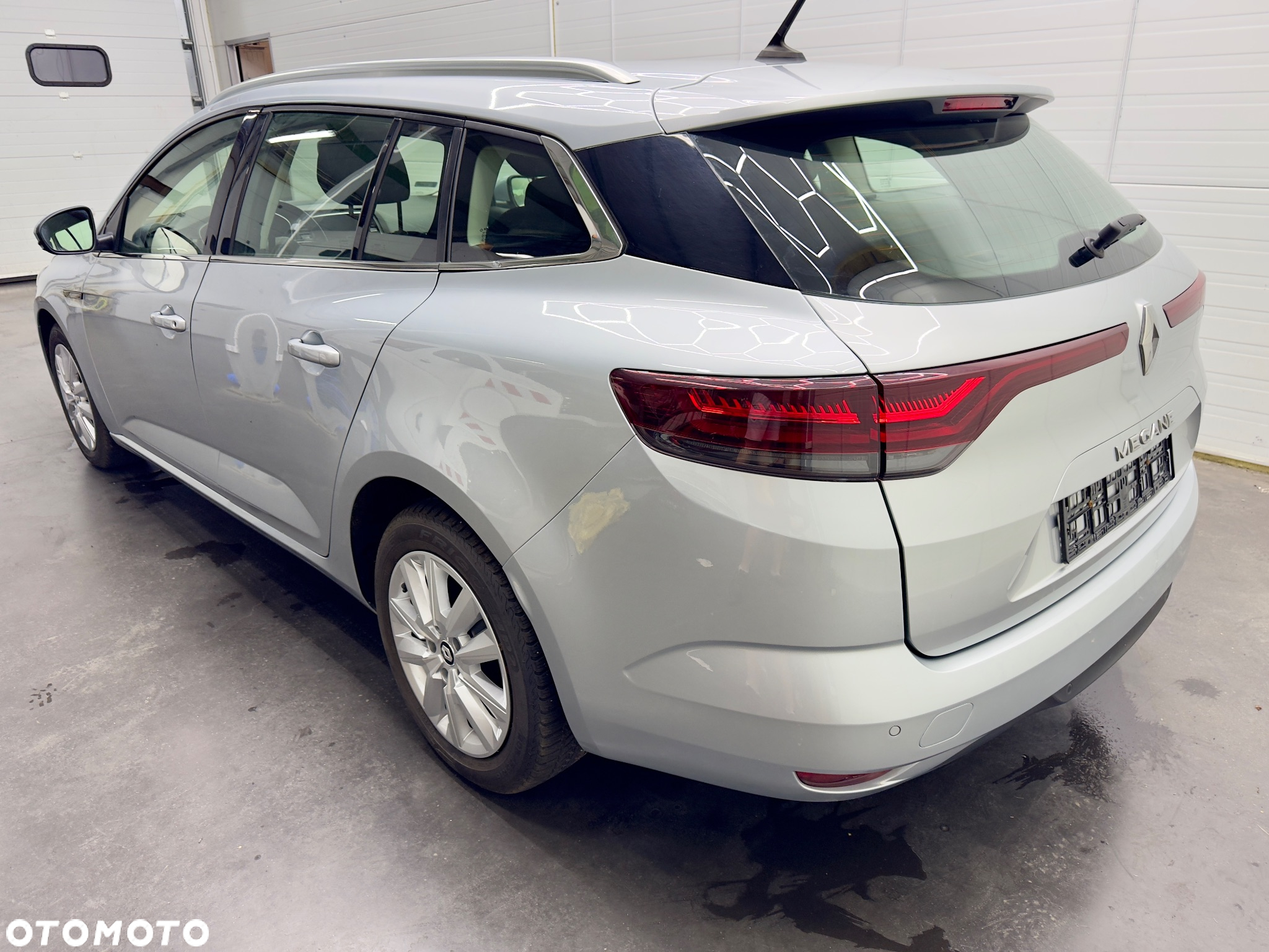 Renault Megane 1.3 TCe FAP Zen - 6