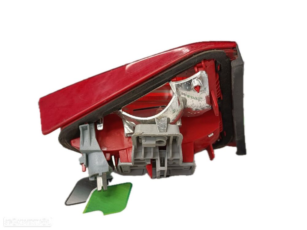 Farolim Mala Dto Audi A4 Avant (8K5, B8) - 2