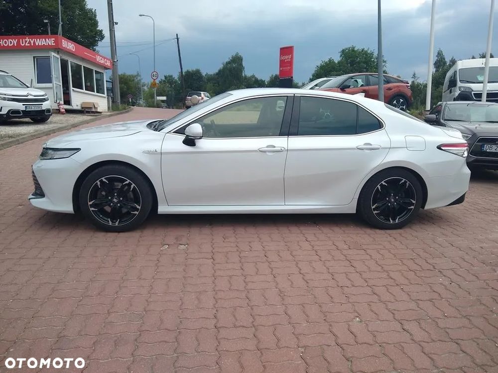 Toyota Camry ver-2-5-hybrid-executive-cvt - 4