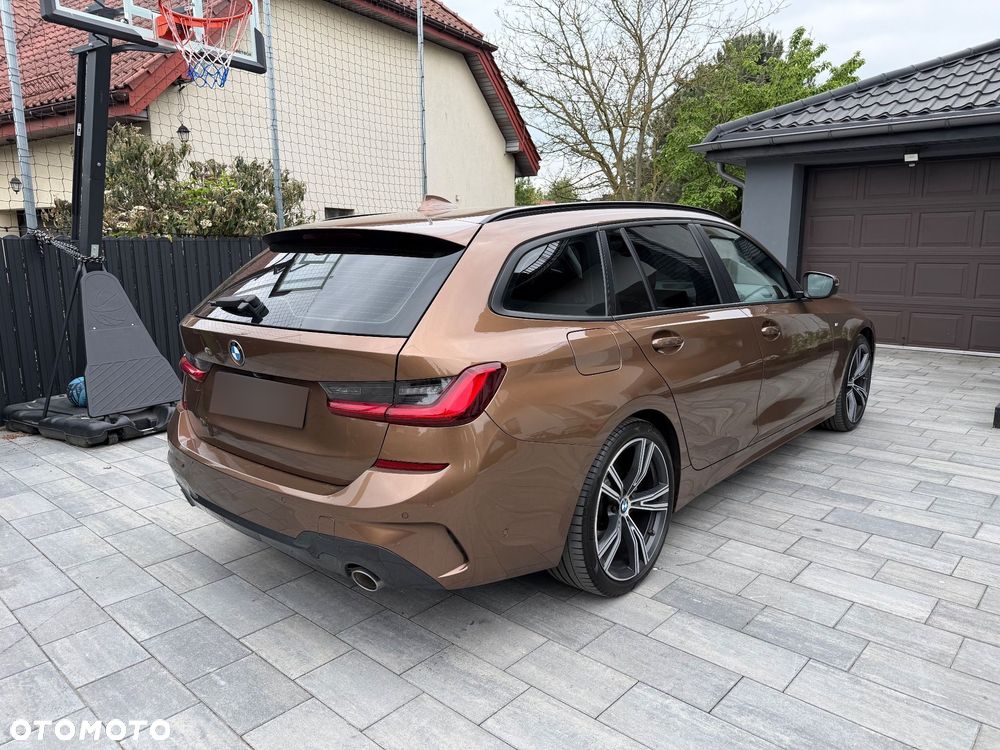 BMW Seria 3 318d M Sport - 17