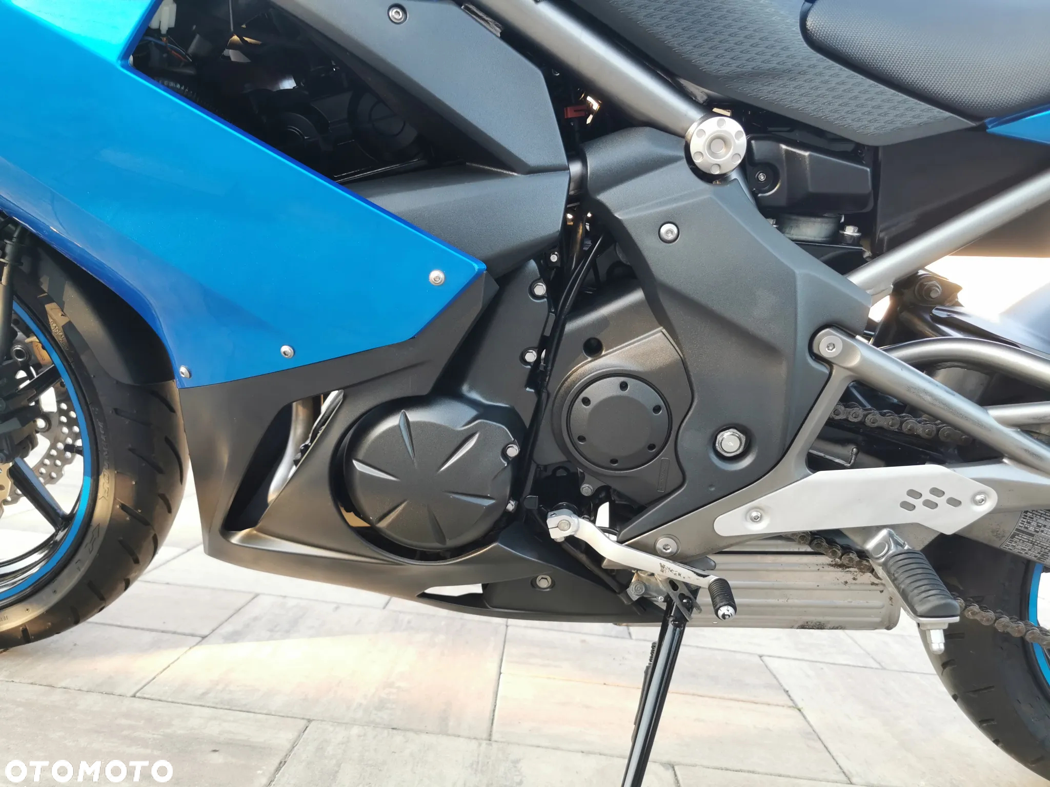 Kawasaki ER - 9
