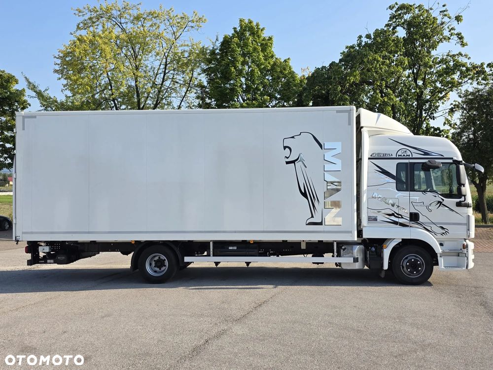MAN TGL 12.250 / KONTENER / IZOTERMA / WINDA / 2019R / EURO 6 / PEŁEN SERWIS /  6 TON ŁADOWNOŚĆ  / SPROWADZONY / ZADBANY / JAK NOWY /  KSIĄŻKA SERWISOWA / E6 / 17 PALET - 7
