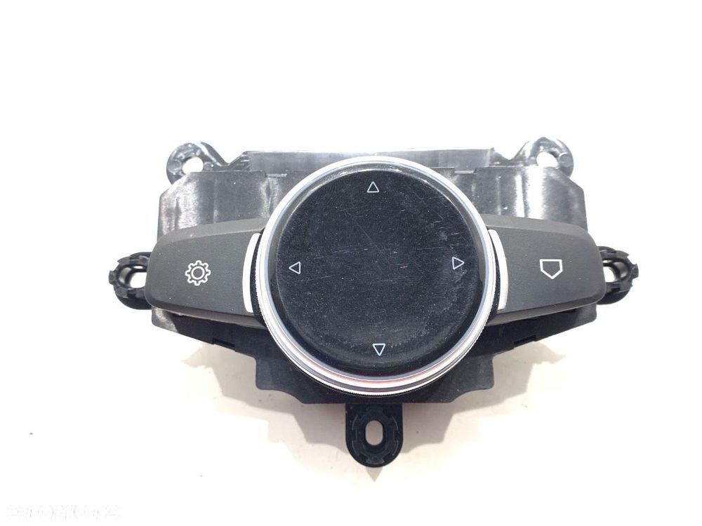 PANEL STEROWANIA NAWIGACJI ALFA ROMEO STELVIO (949_) 2016 - 2022 2.0 Q4 (949.AXA2A) 206 kW [280 KM] - 1