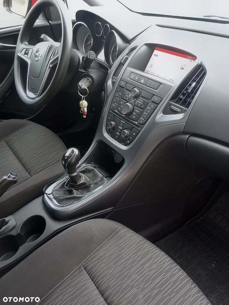 Opel Astra 1.6 Essentia - 8