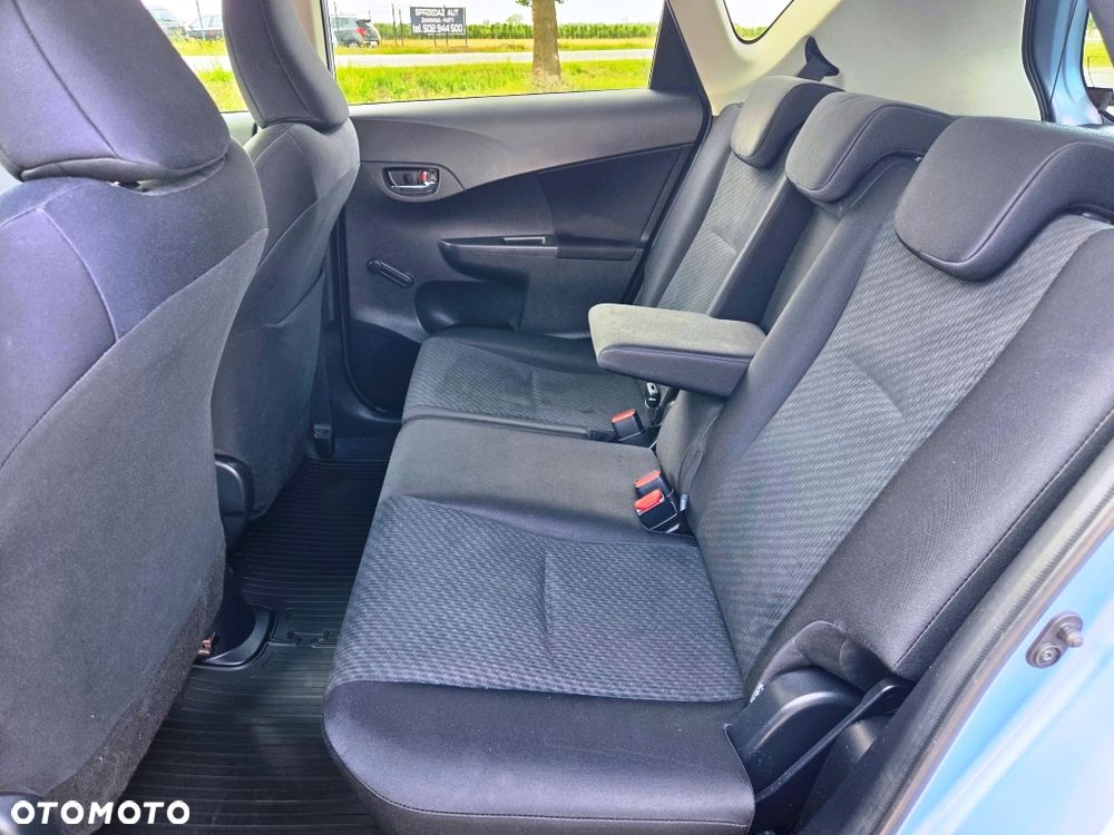 Toyota Verso S 1.33 Premium - 26