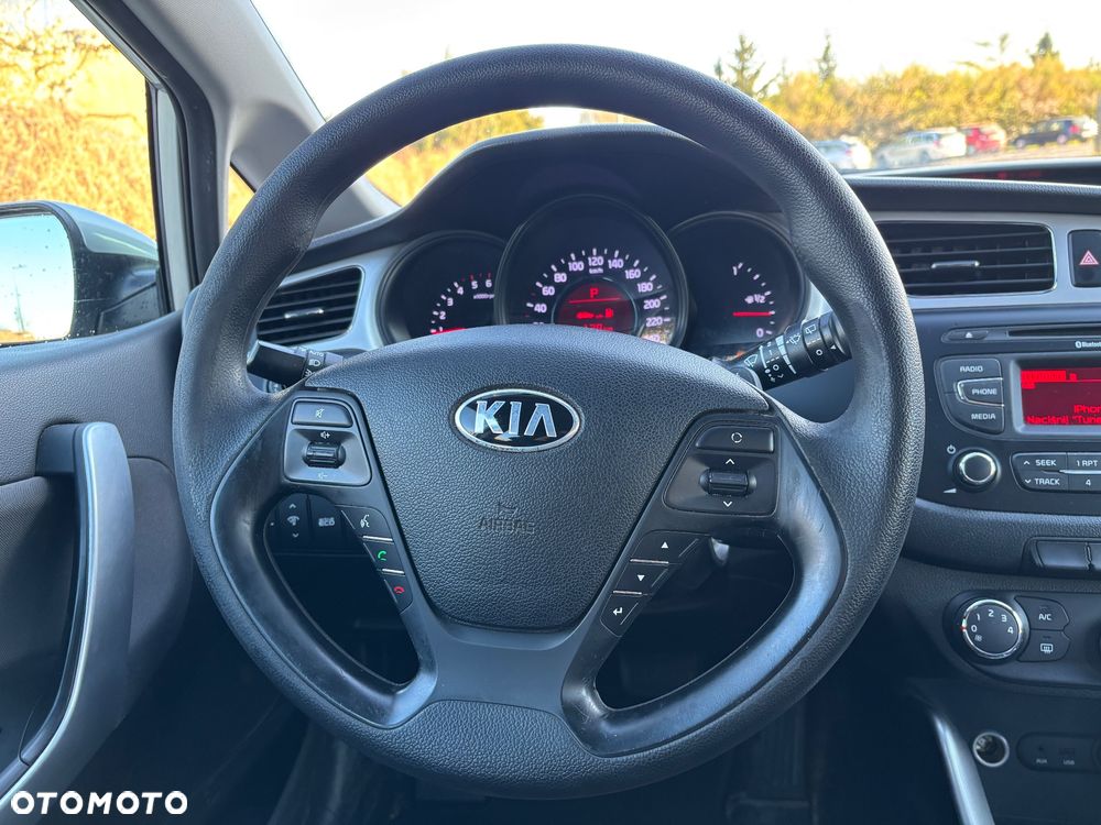 Kia Ceed 1.6 CRDi M - 8