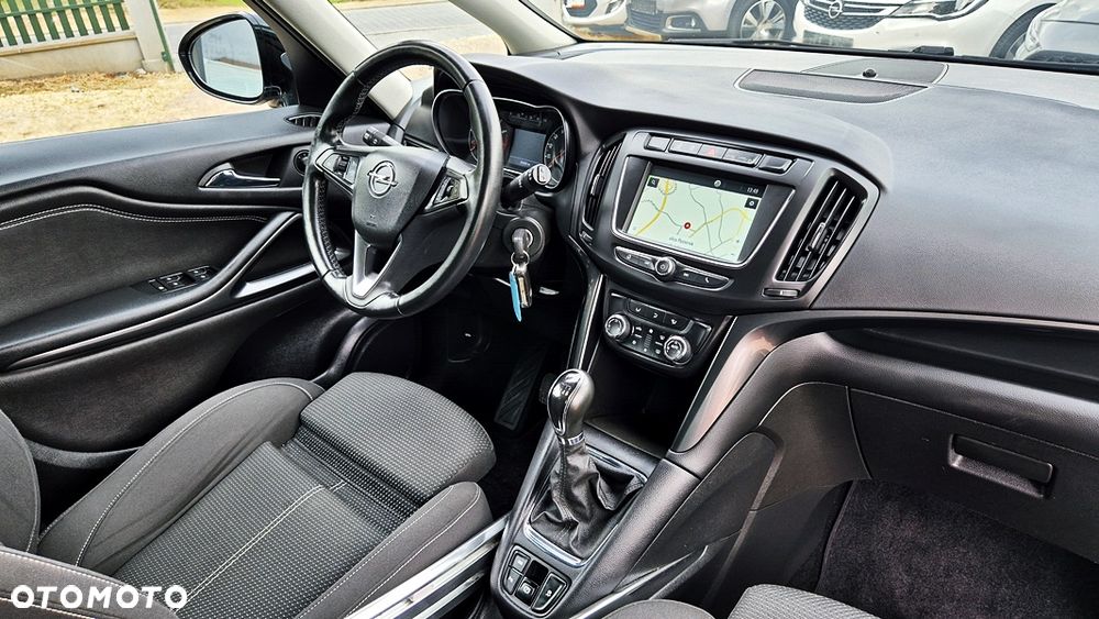 Opel Zafira 1.4 T Cosmo EcoFLEX S&S - 38