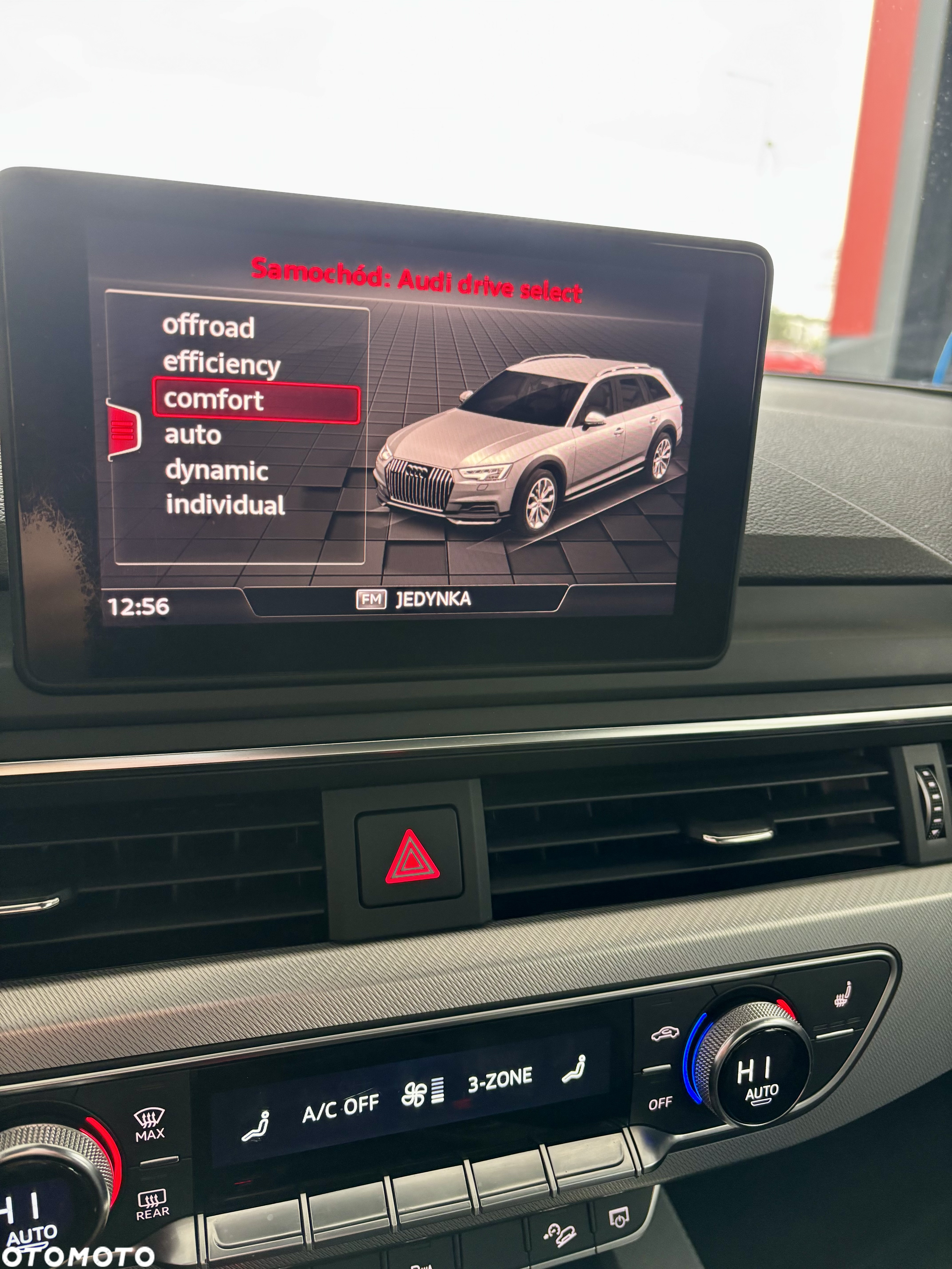 Audi A4 Allroad 2.0 TDI Quattro S tronic - 32