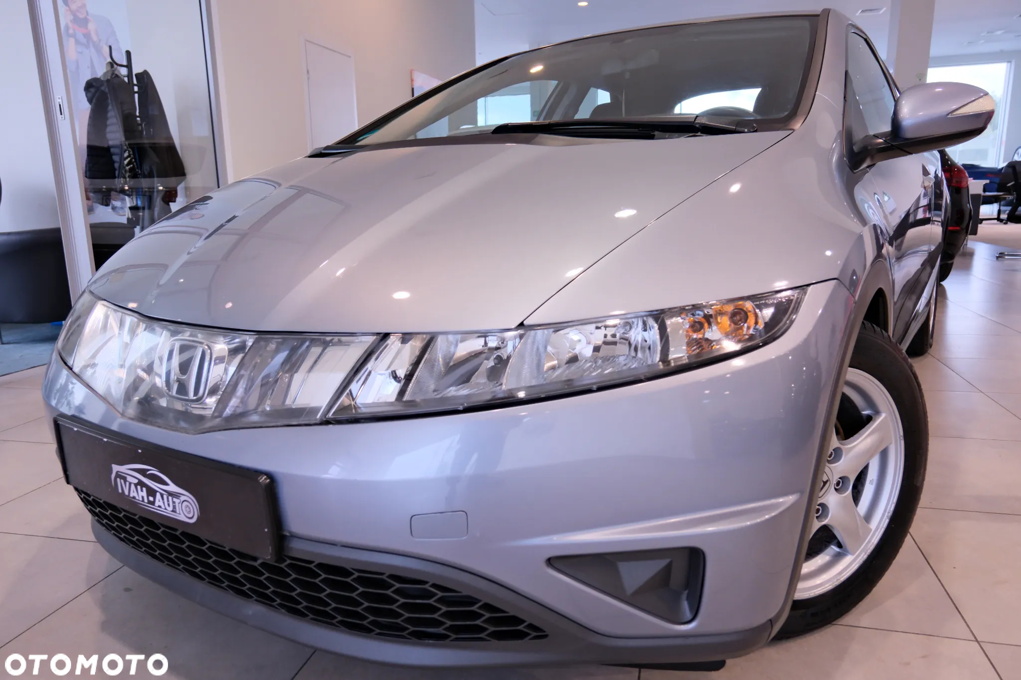 Honda Civic 1.8 Comfort - 21