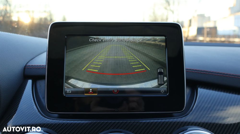 Mercedes-Benz B 200 d 4Matic 7G-DCT AMG Line - 28