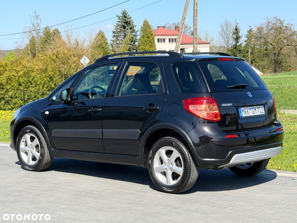 Suzuki SX4 1.6 VVT 4x4 Club - 11