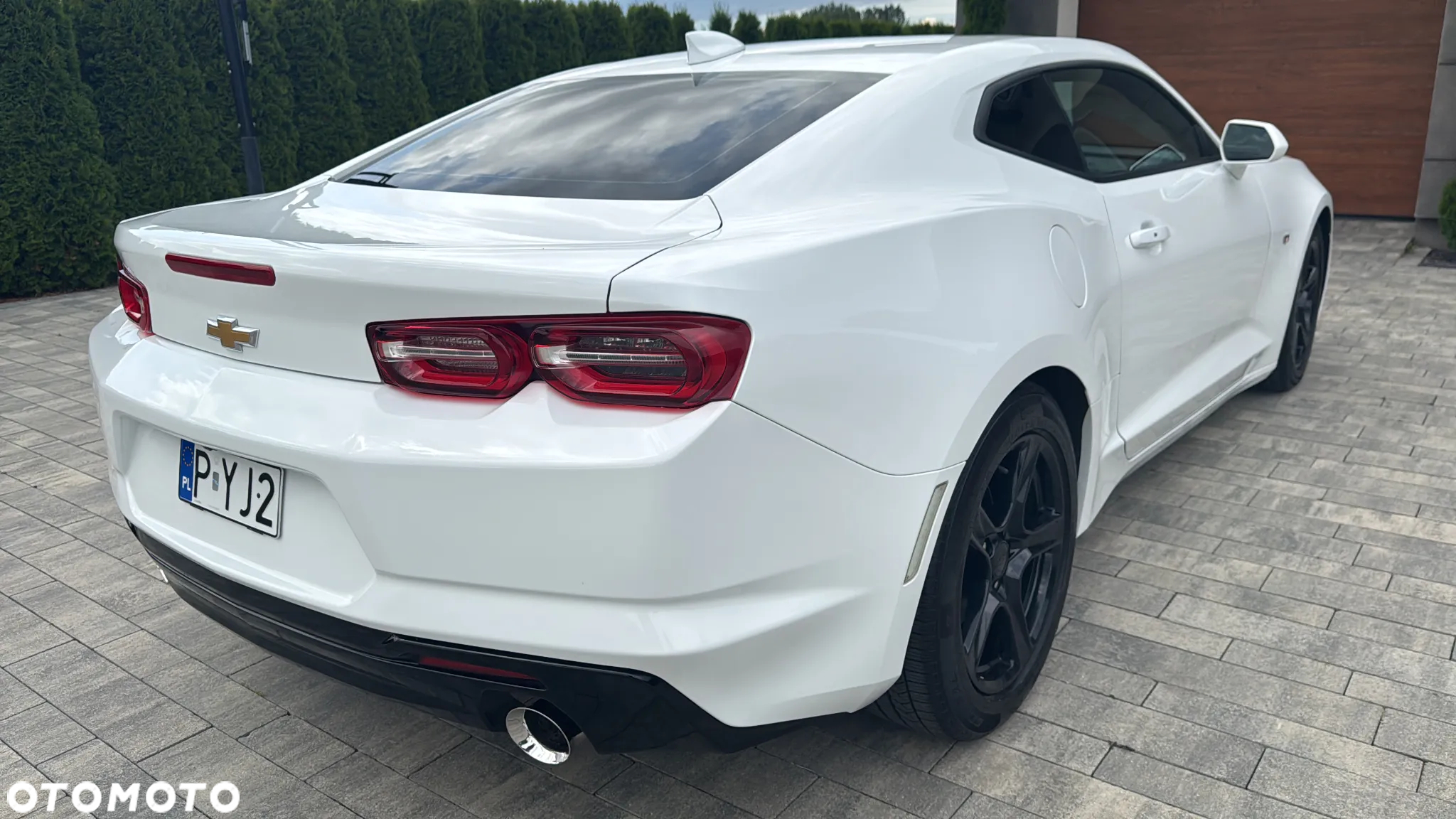 Chevrolet Camaro - 4