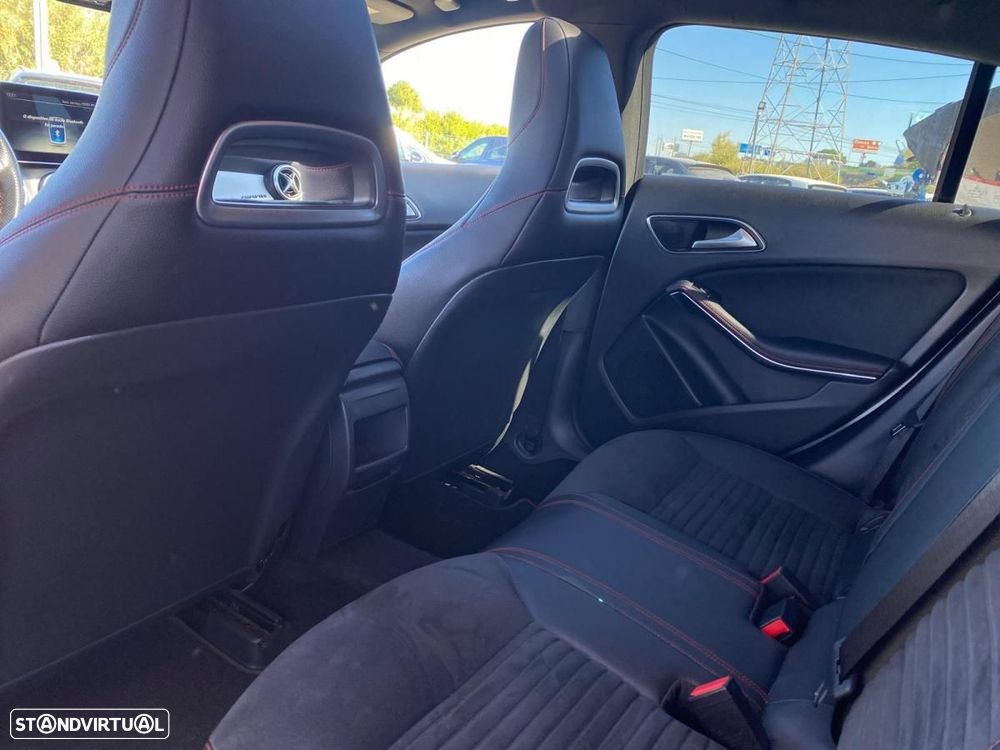 Mercedes-Benz CLA 220 d 7G-DCT AMG Line - 29