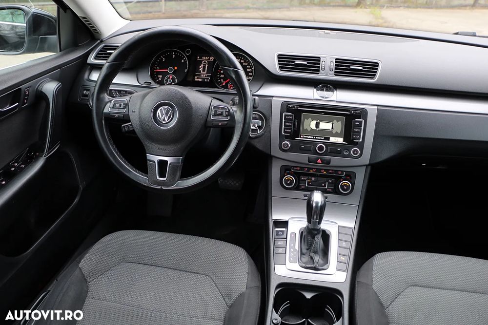 Volkswagen Passat 2.0 Blue TDI DSG SCR Comfortline - 12